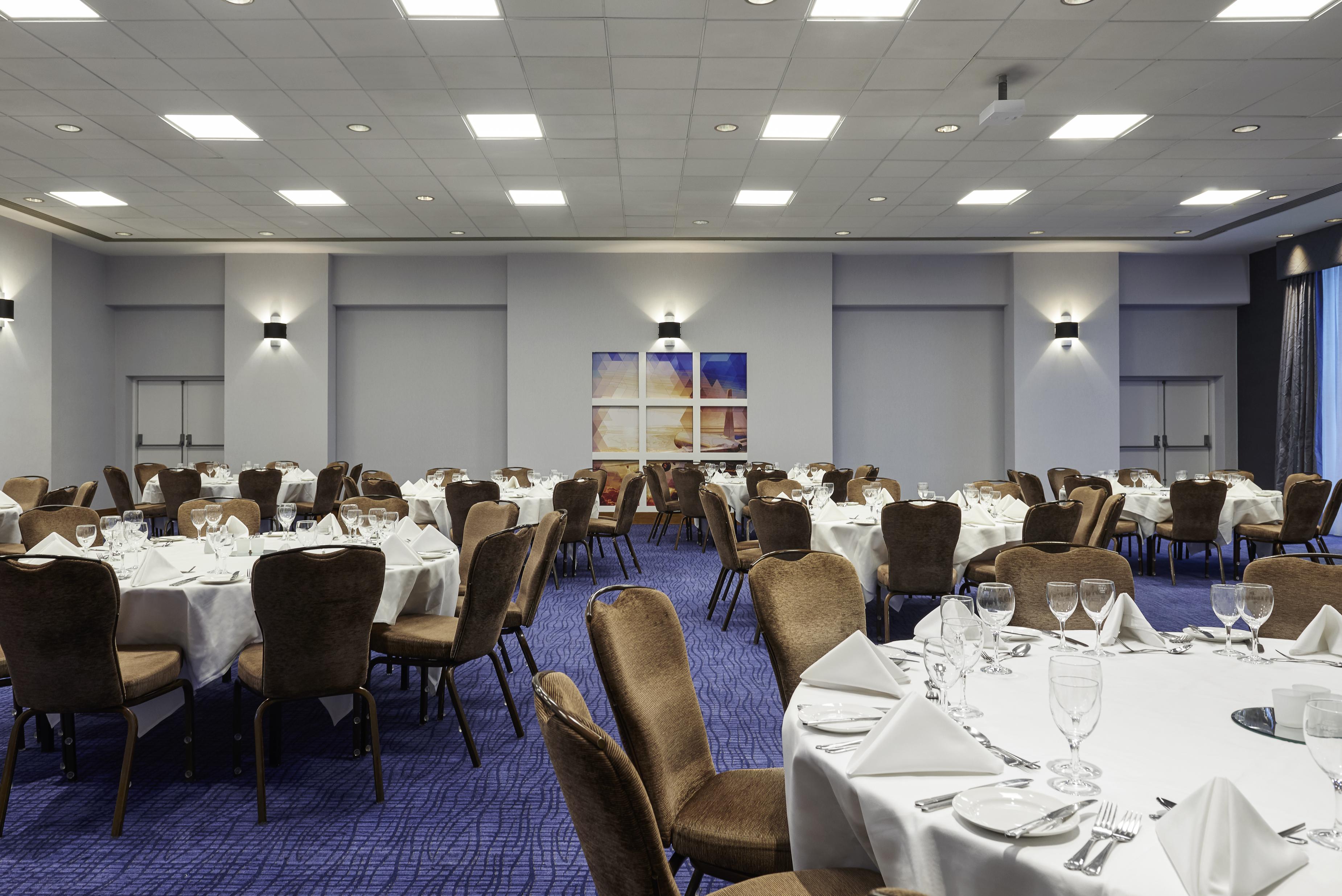 Novotel London Stansted Airport Stansted Mountfitchet Ngoại thất bức ảnh