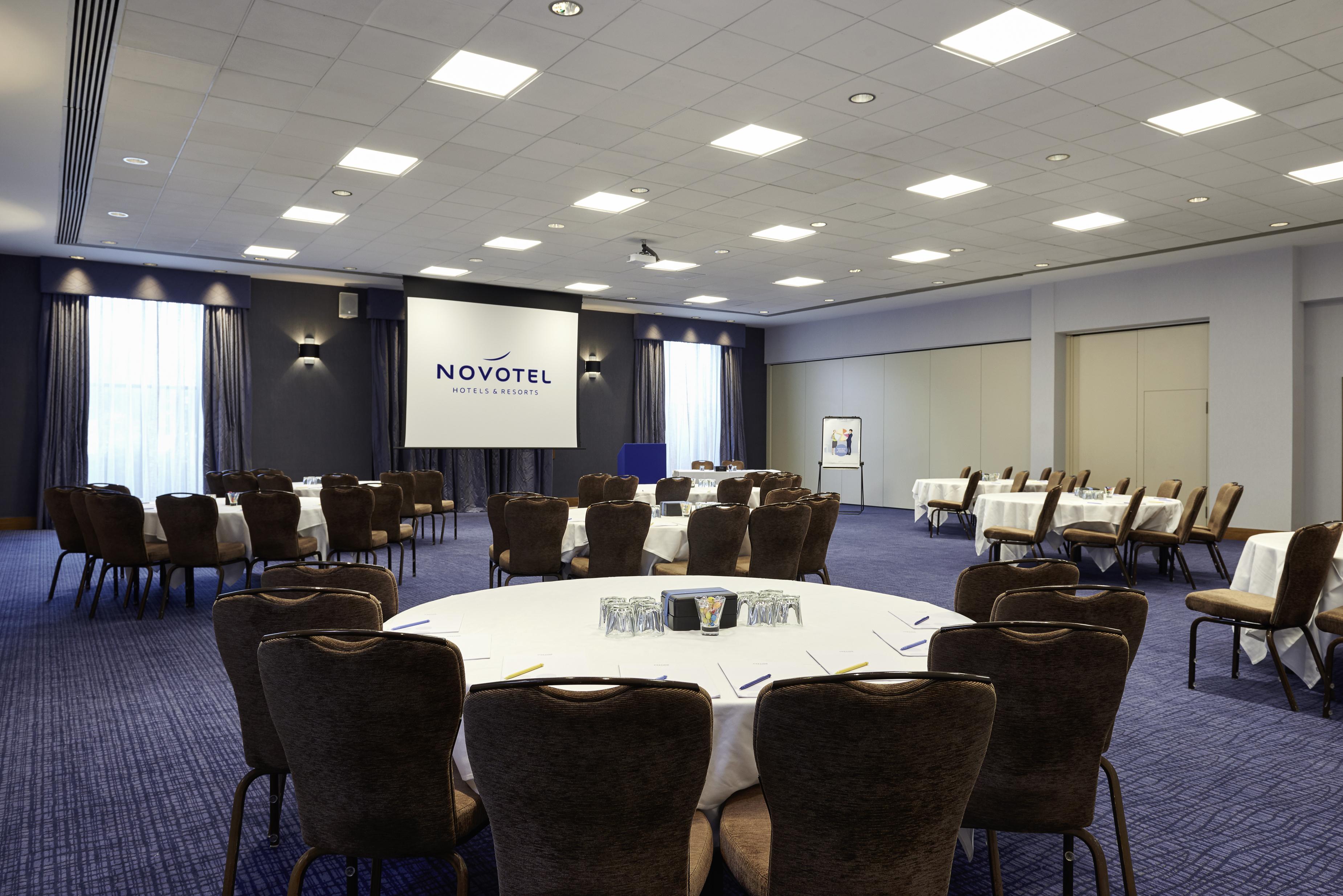 Novotel London Stansted Airport Stansted Mountfitchet Ngoại thất bức ảnh