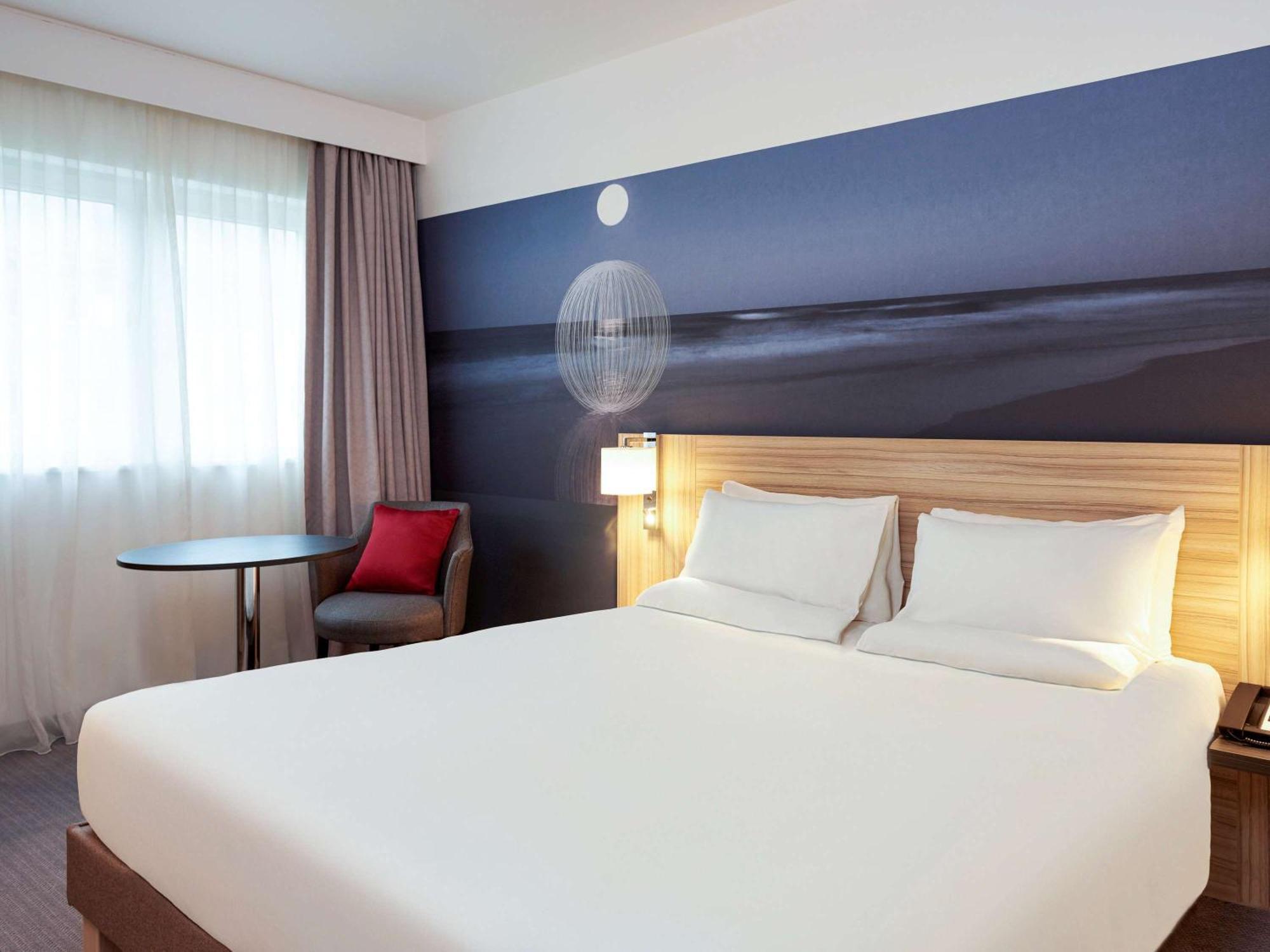 Novotel London Stansted Airport Stansted Mountfitchet Ngoại thất bức ảnh