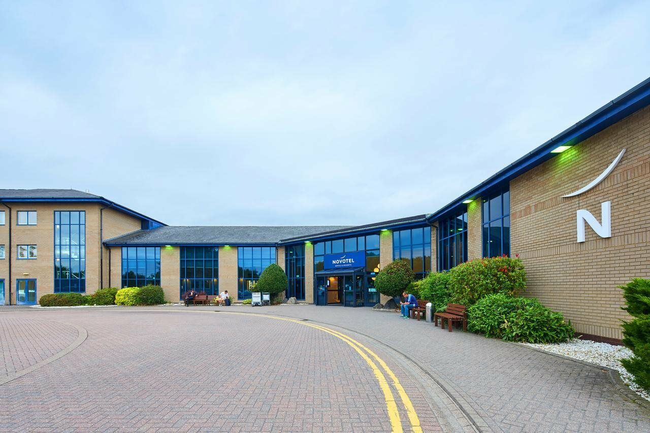 Novotel London Stansted Airport Stansted Mountfitchet Ngoại thất bức ảnh