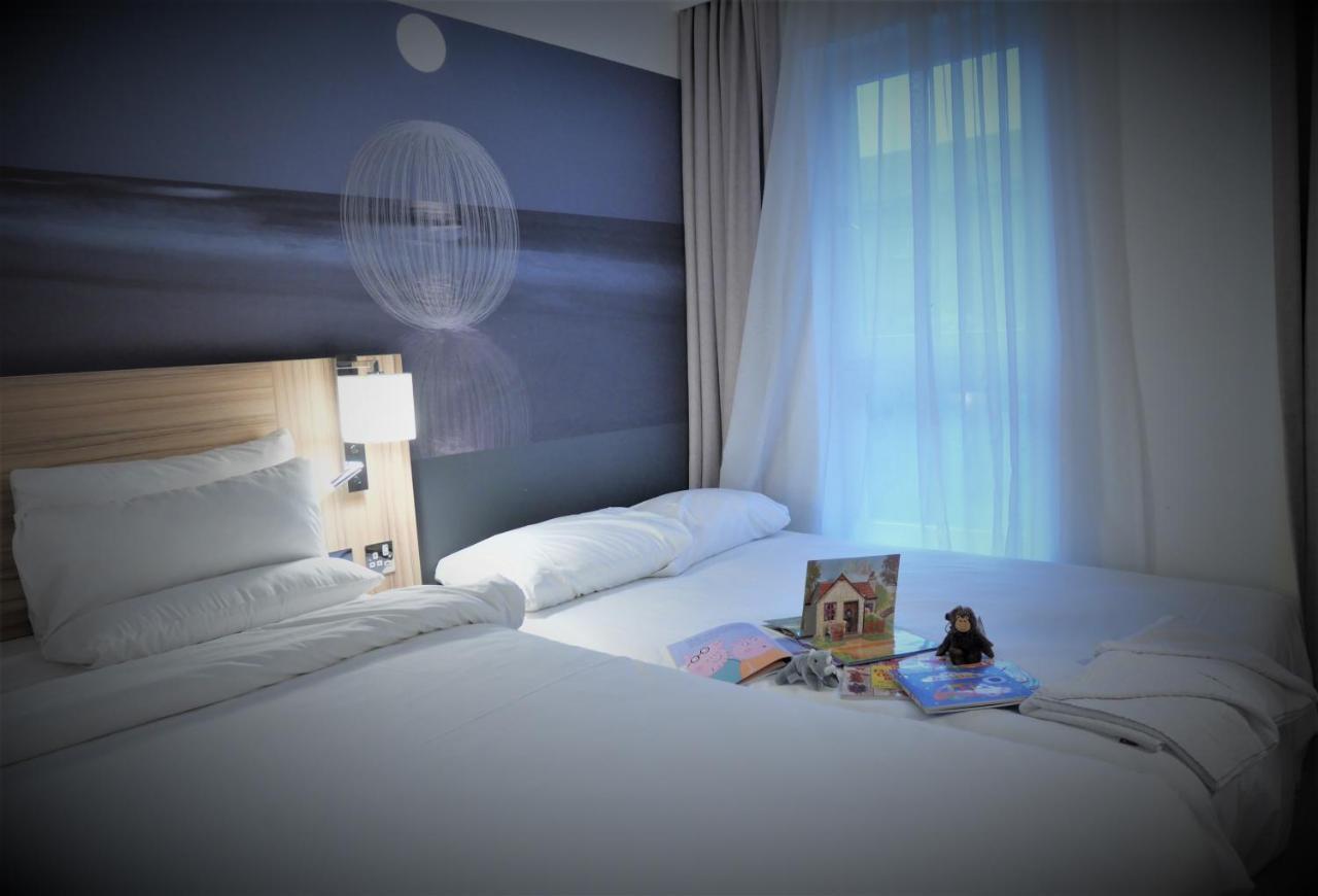 Novotel London Stansted Airport Stansted Mountfitchet Ngoại thất bức ảnh